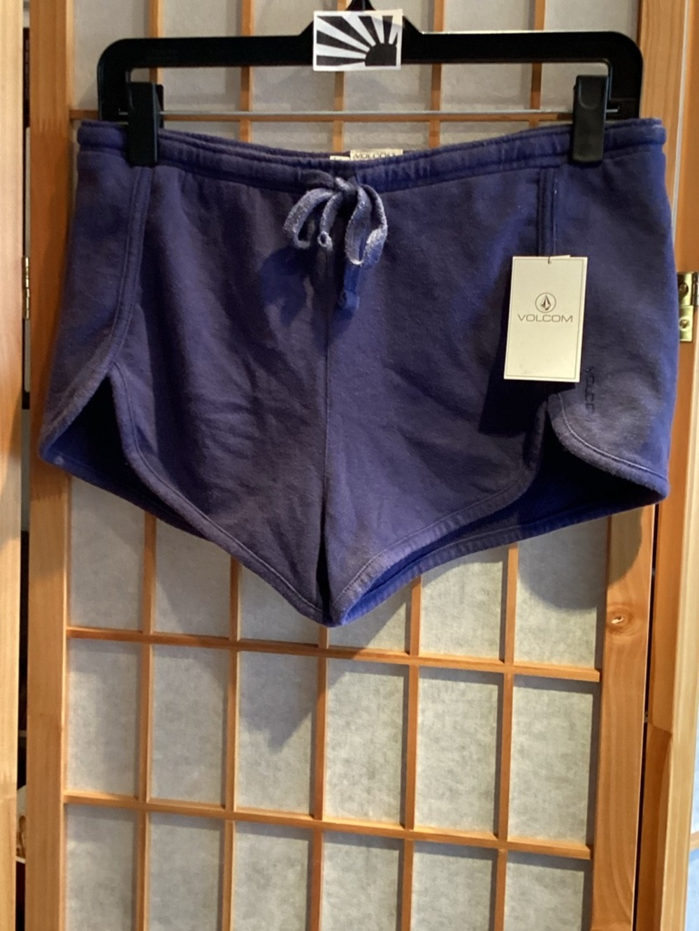 Volcom Lived In Fleece Short Navy Women's Size Small